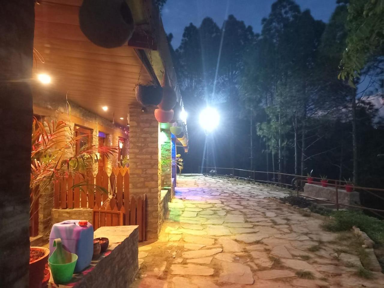 Nature Villaas Basa Homestay Pauri 外观 照片