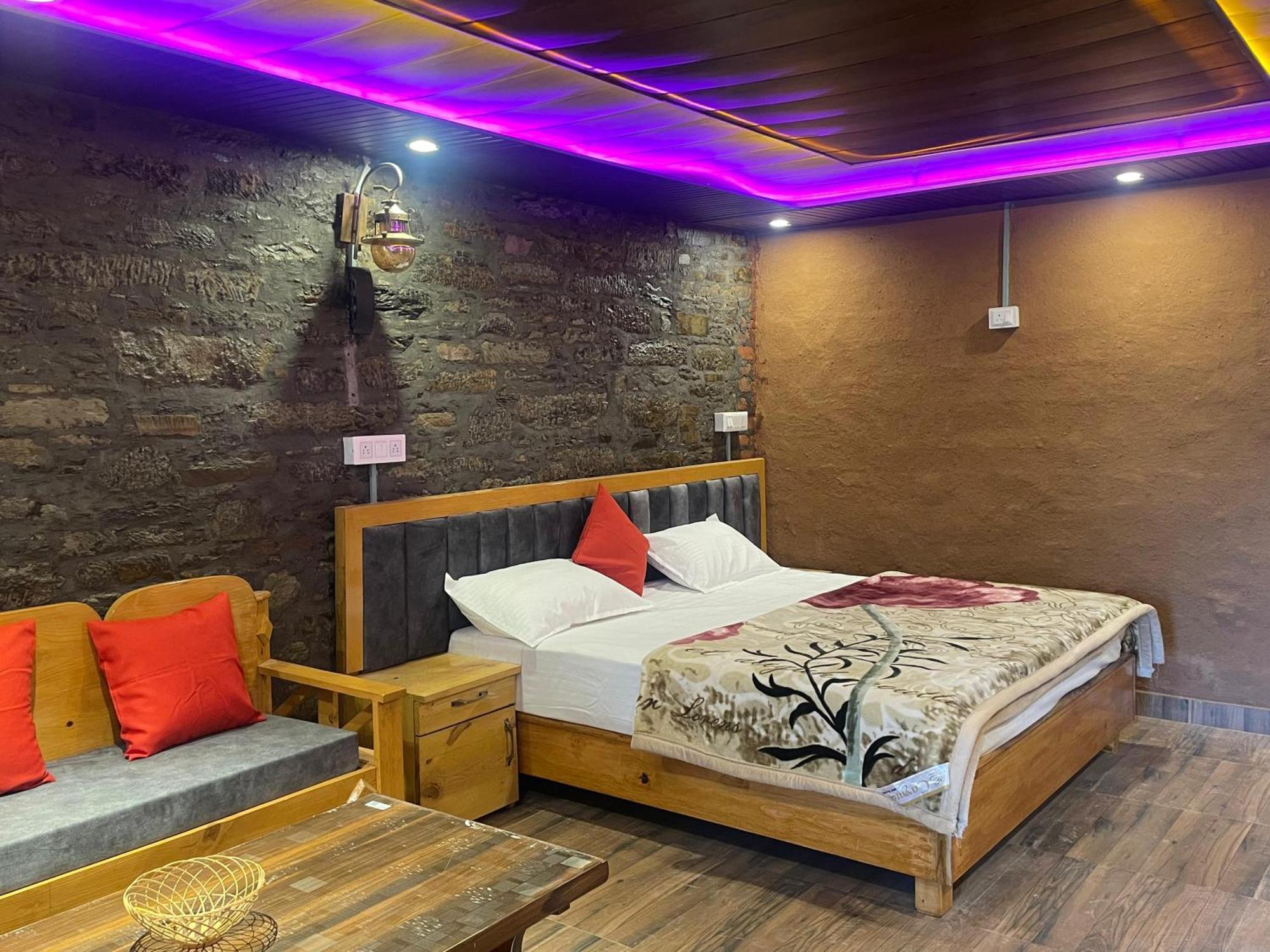 Nature Villaas Basa Homestay Pauri 外观 照片