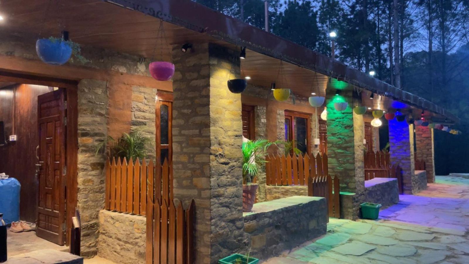 Nature Villaas Basa Homestay Pauri 外观 照片